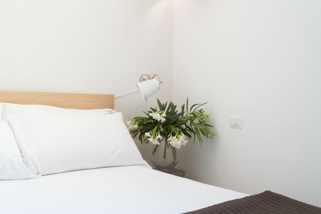 Romantic Pier By Rent All Como Carate Urio Exterior photo