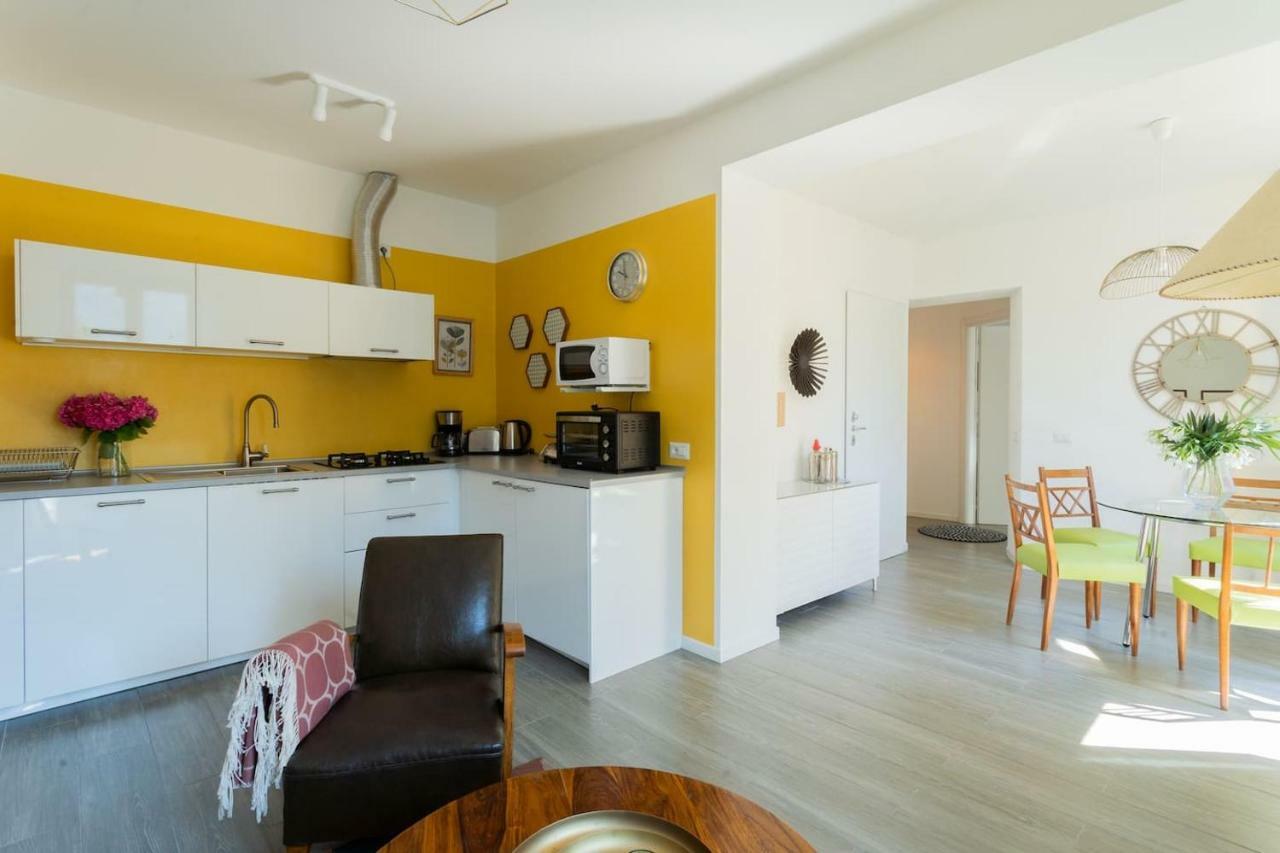 Romantic Pier By Rent All Como Carate Urio Exterior photo