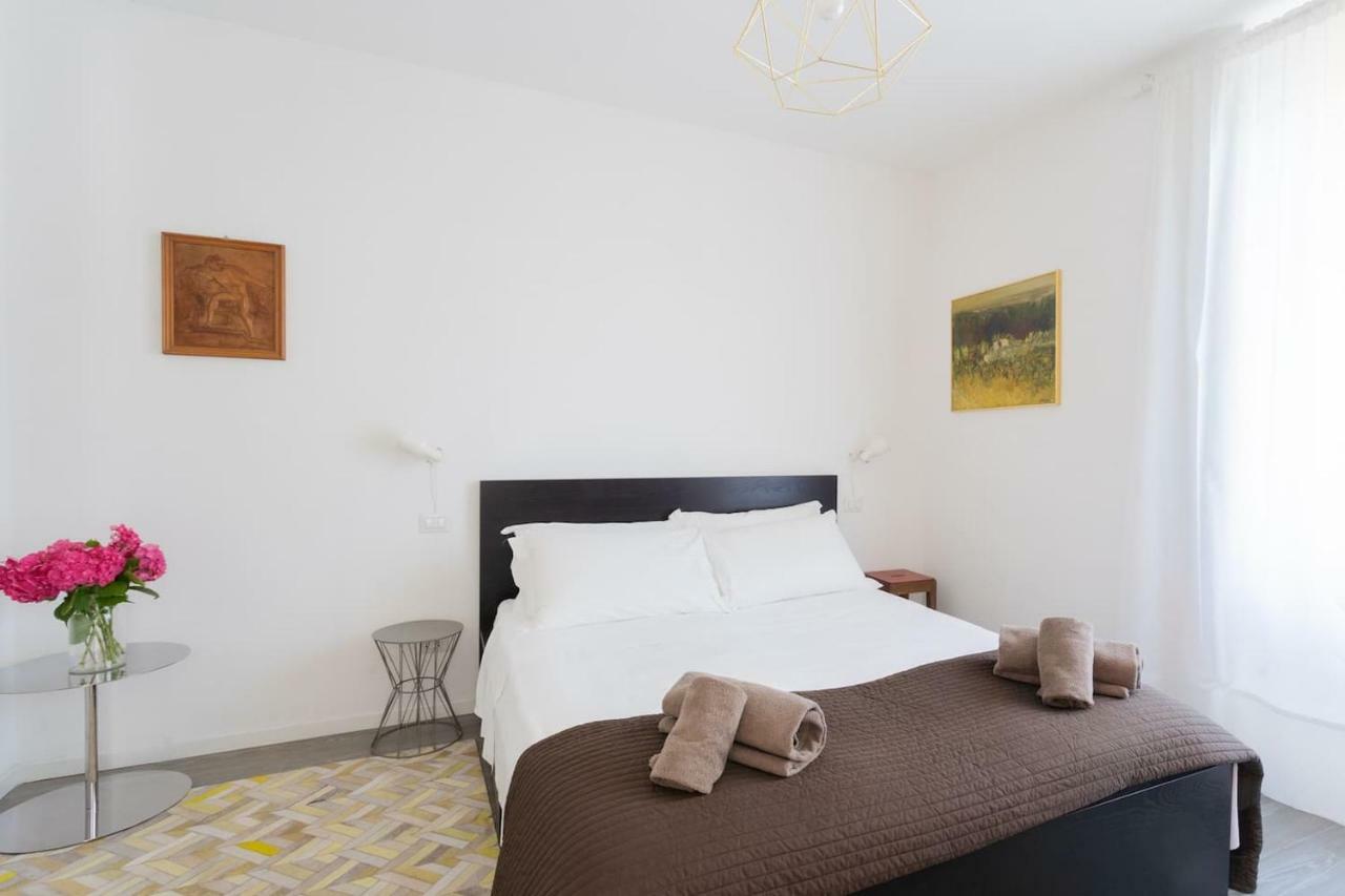 Romantic Pier By Rent All Como Carate Urio Exterior photo